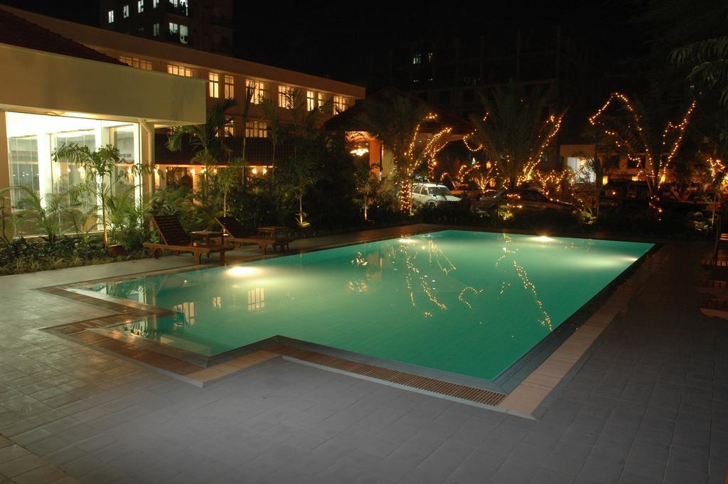 Mandalay City Hotel Экстерьер фото